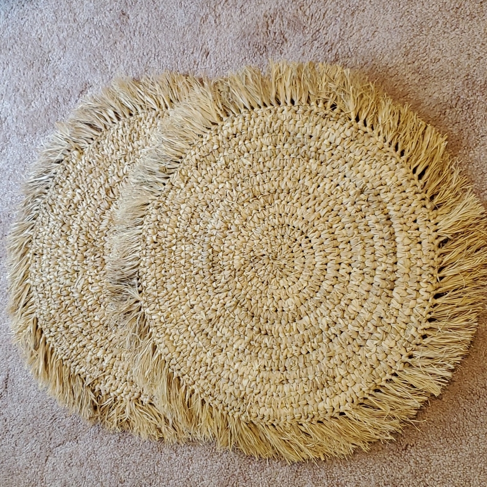 Raffia placemats